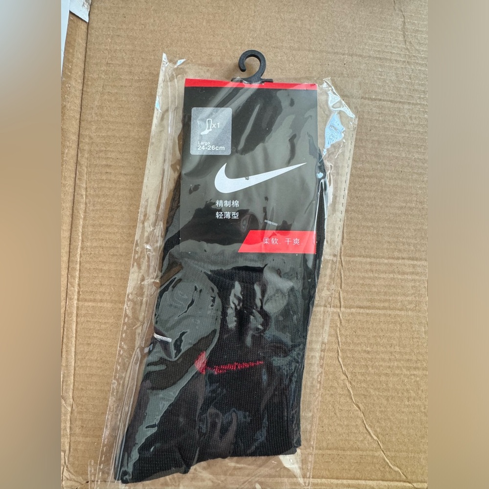 NWT Air Jordan 4 Retro - Picture 11 of 15